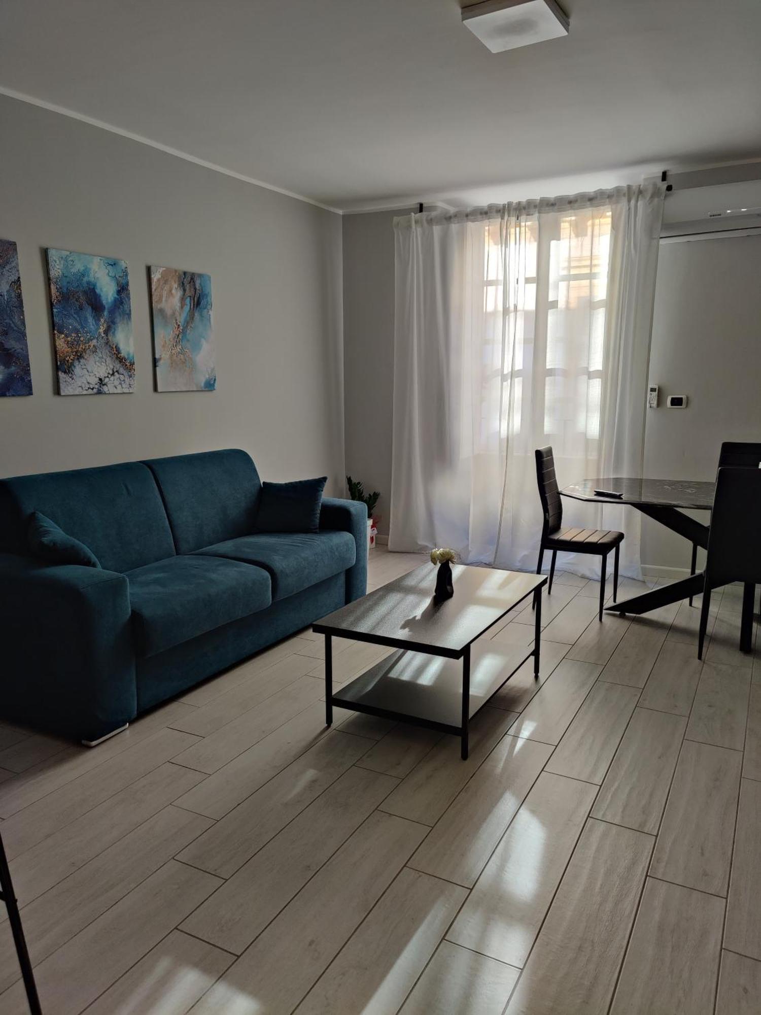 Delph'S House Apartment Catania Ngoại thất bức ảnh